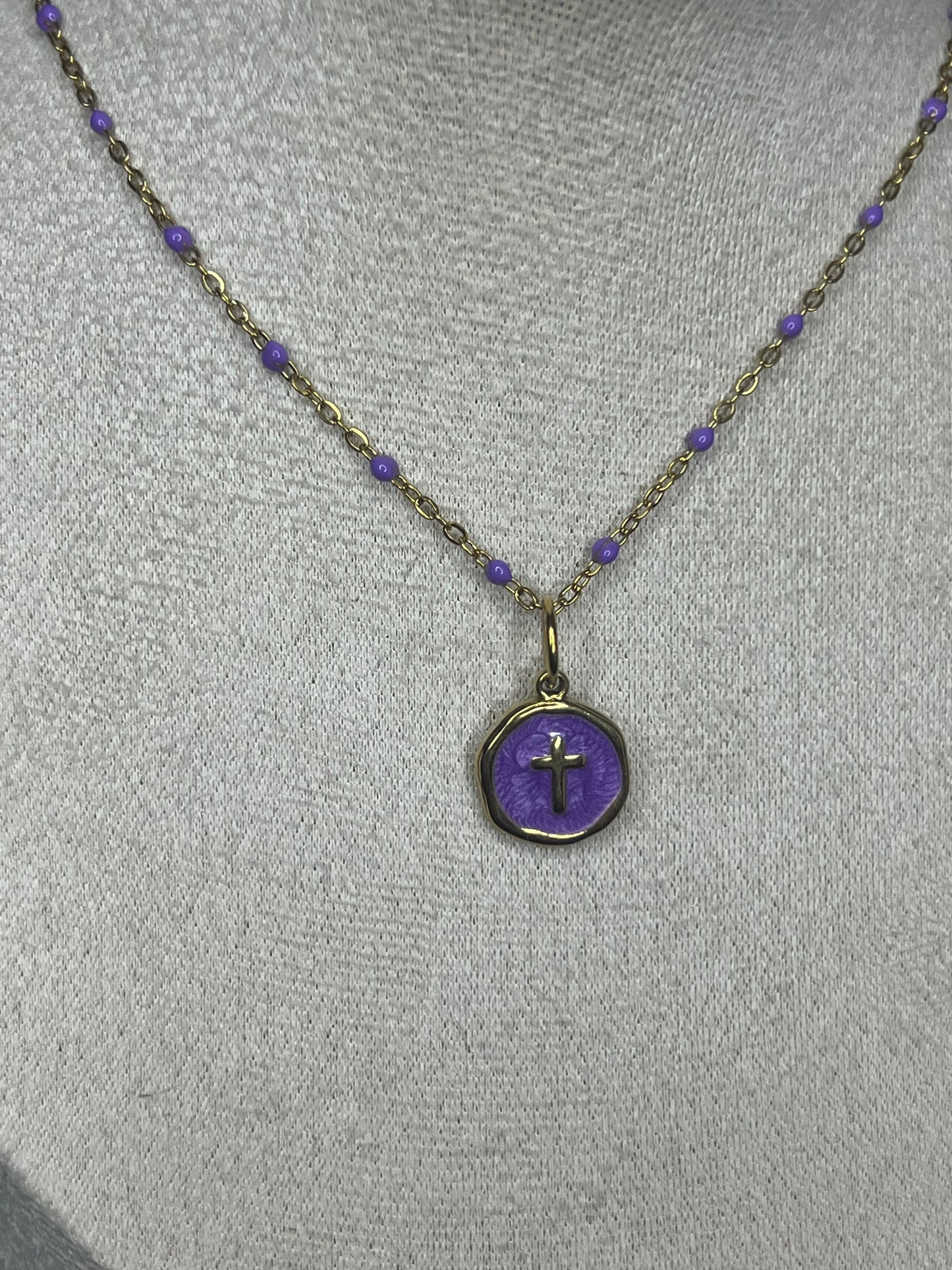 Collier croix