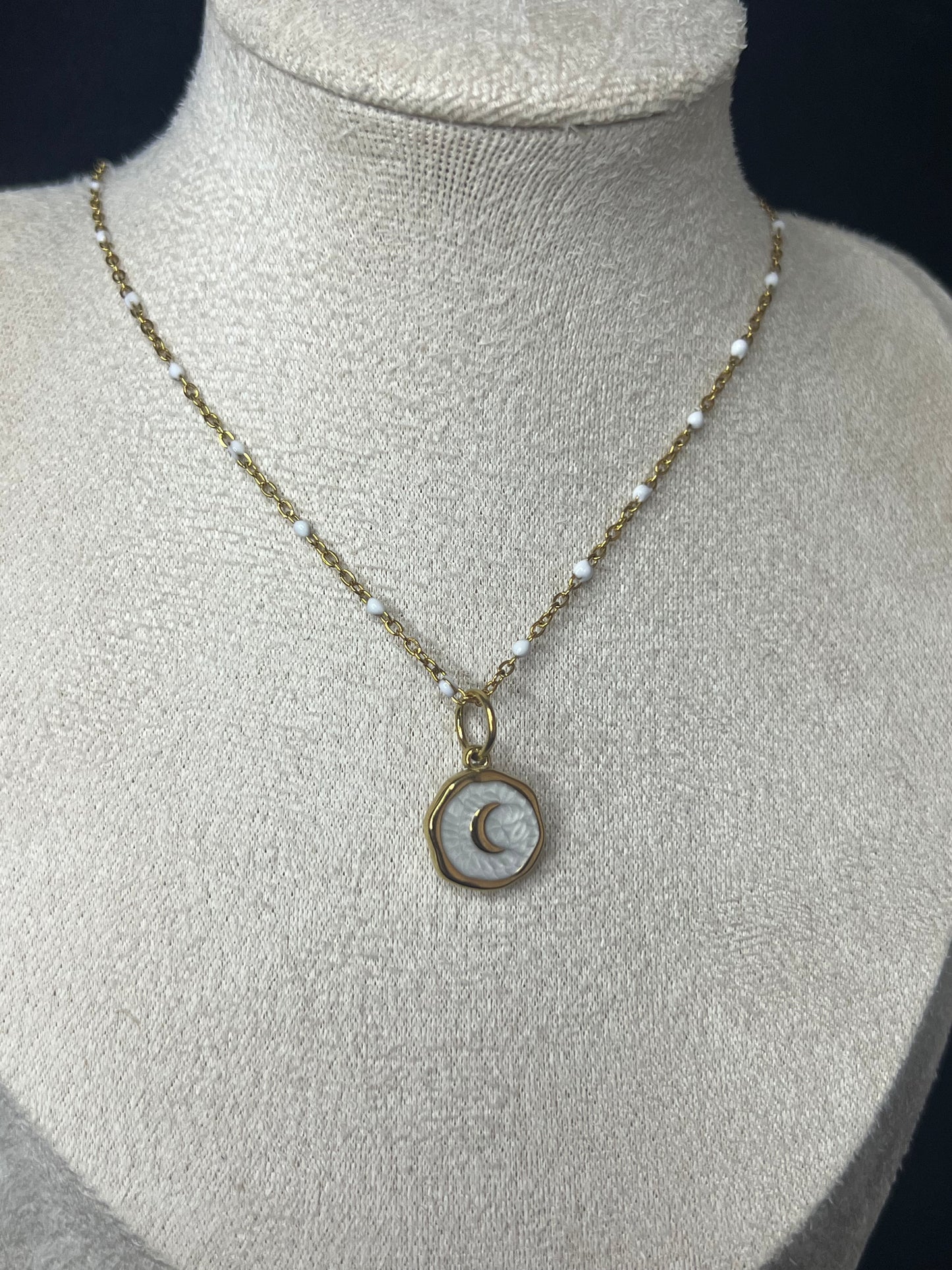 Collier Mummy Moon