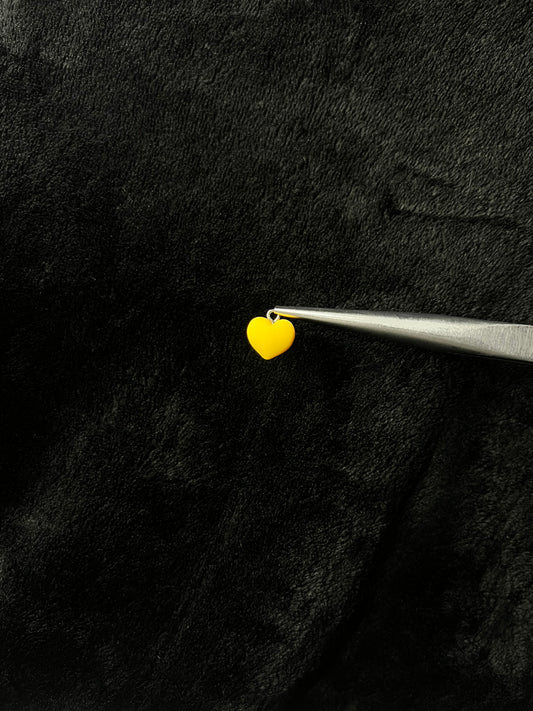 Bijou de lacets - Cœur jaune