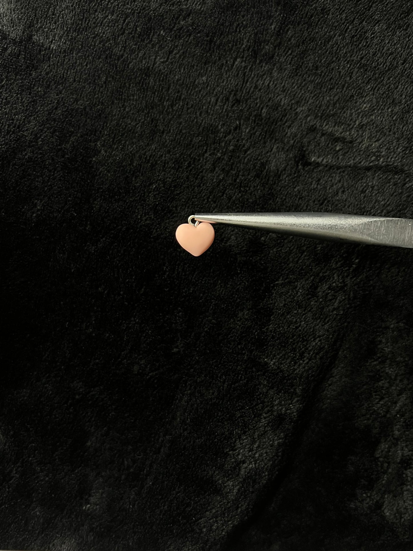 Bijou de lacets - Cœur jaune